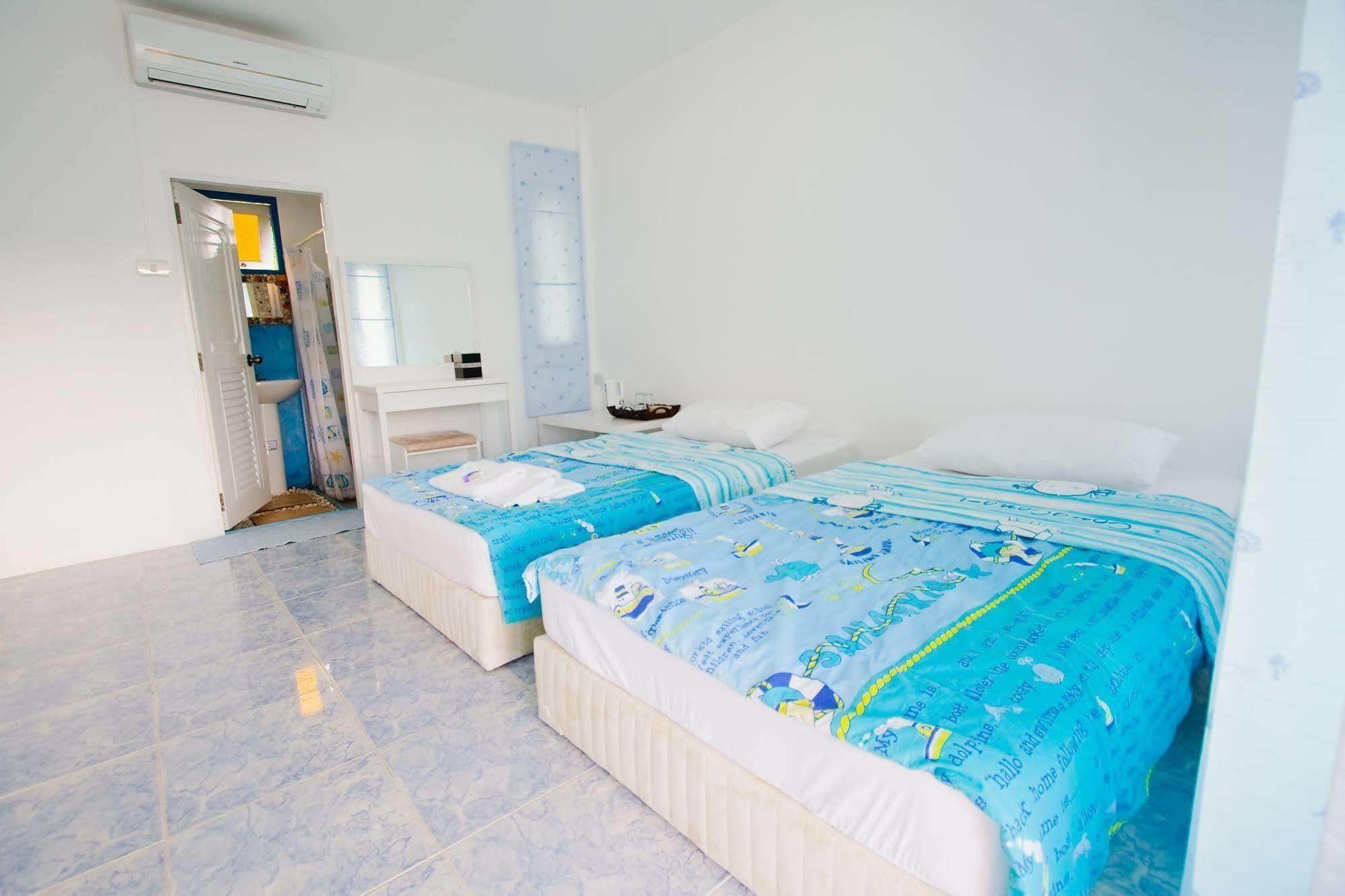 Issara Beach Resort Sichon Extérieur photo